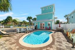 Crystal Playa with Private Pool and Beach Views