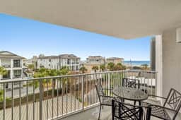 Mainsail Breeze with Heated Pool and Private Beach