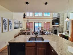 New! Peaceful Mountain Views, Deck, Trails nearby