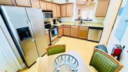 3 Bed Resort Town Home - Close to Disney