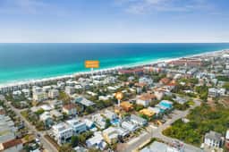 Paradise Palms with Jetted Pool and Private Beach