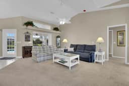 Living the Dream - Gulf Access - Pet Friendly