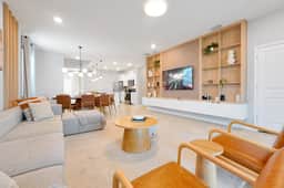 Elegant 7beds/ 5.5 baths/ sleeps 14 - Windsor Cay