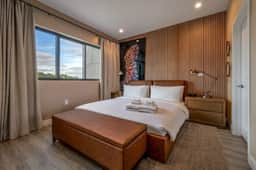 Modern 3BR Disney Retreat | Jacuzzi & BBQ Patio