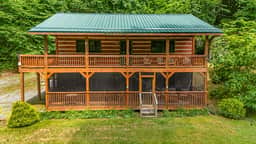 Creekside Cabin - Golf and Snow Skiing Access