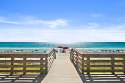 Hilltop Haven with LSV, Spa, and Accessible Beach