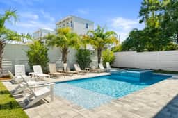 Hilltop Haven with LSV, Spa, and Accessible Beach