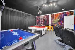 Luxe Escape | 9BR Retreat in Champions Gate