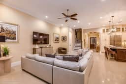 Luxury 7-Bedroom Reunion Retreat with Home Cinema & Pool