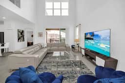 EV_9085 - Summer Villa