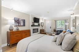 Cozy, Renovated Legends Fountain View - Unit 208