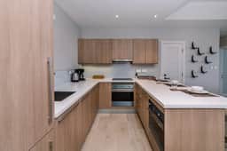 Jade - 2-Bed Luxury Suite with Ocean Views