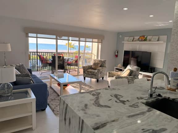 Sunset Beach 101 Beach Front Unit