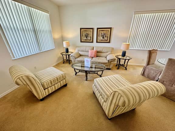Private Pool - Easy Access to Disney - Spacious
