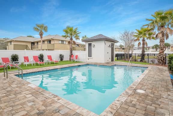 Grand Vista Chateau with LSV and Pool