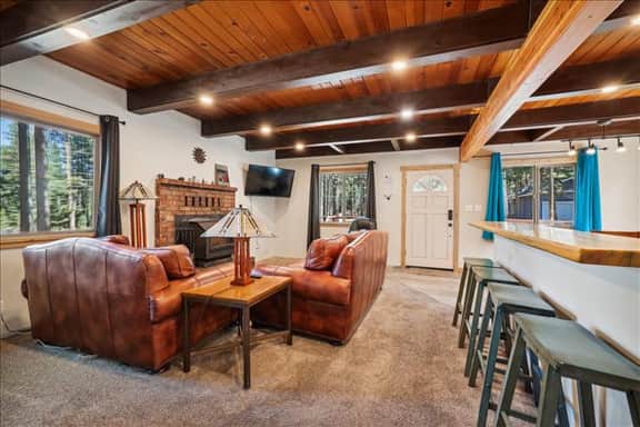 Chibcha Mountain Retreat: Near Lake, Ski & Hiking