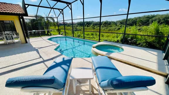 Stunning South facing vacation home w/ pool & spa!