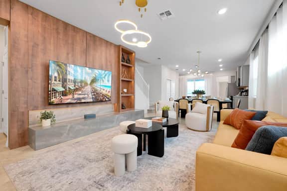 Modern 5 beds/ 5 baths Retreat~Pool