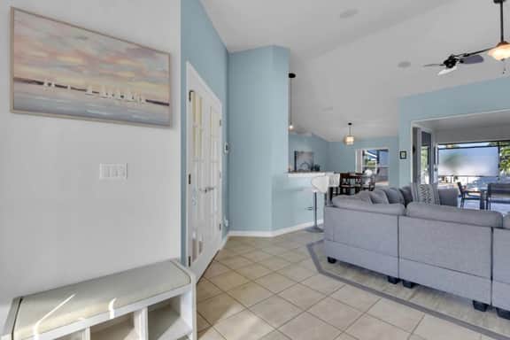 Aqua Dream Escape - Pet Friendly w Game Room