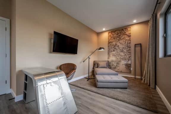 Modern 3BR Disney Retreat | Jacuzzi & BBQ Patio