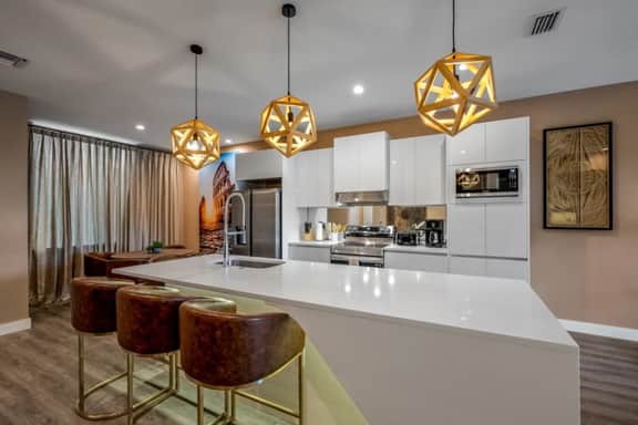 Elegant Luxury Townhouse Near Disney Parks