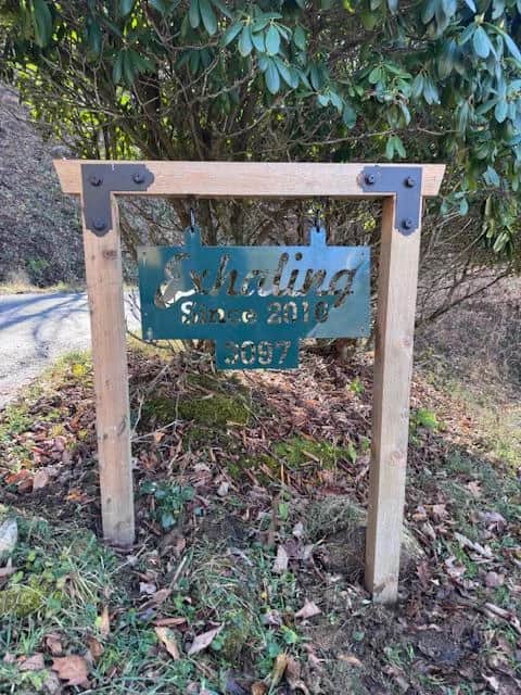 Lovely Cabin - Sleeps 12 - Close to Hatley Pointe