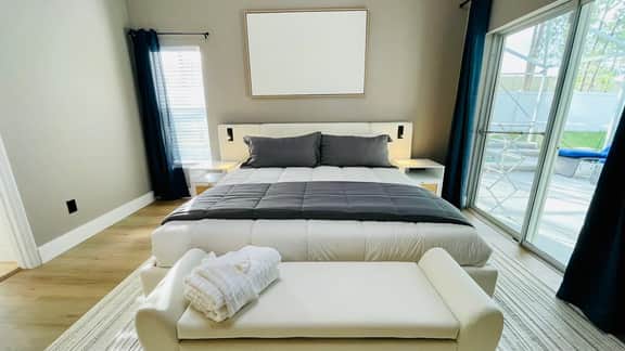 Modern Luxury Villa on Highlands Reserve (OXD808)