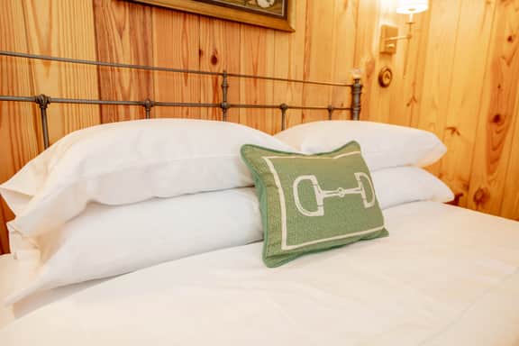 Little Pine Lodge at SaddleCreek