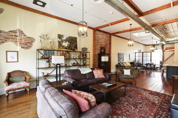 The Roost - On The Bricks in Downtown Thomasville