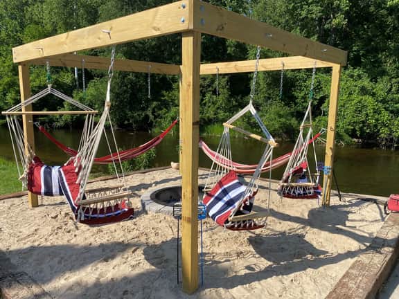 Beaver Den Getaway on the Chippewa River
