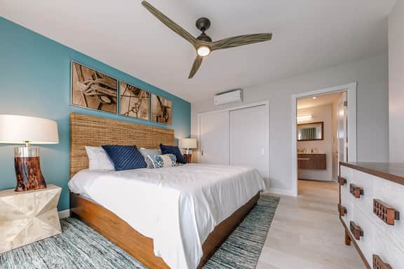 Blue Lace - 2 Bed Luxury Suite with Ocean