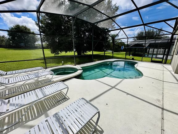 Private Pool - Easy Access to Disney - Spacious