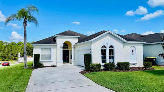 Minutes from the fun -  Pet Friendly