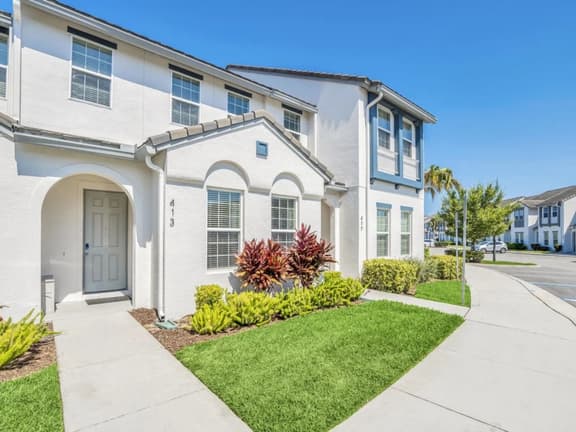 4 Bed Pool Home on Resort Community Near Disney!