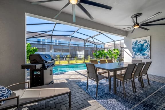 New Modern 5BEDS, 5BATHS ~ Windsor Cay