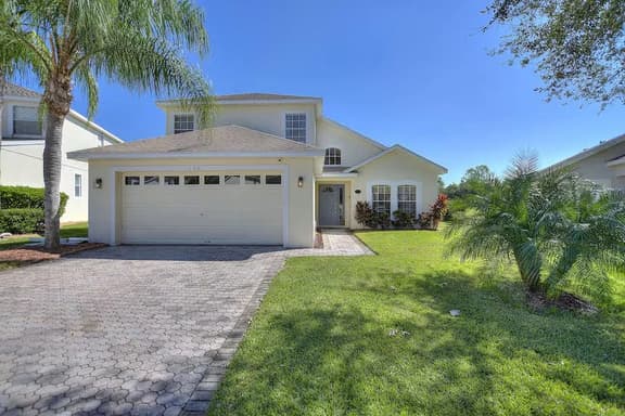 4 Bed Home with Views of the Golf course (132)