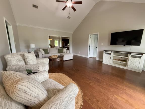 Fishing, Parks & More – Leesburg Escape 4BR Home